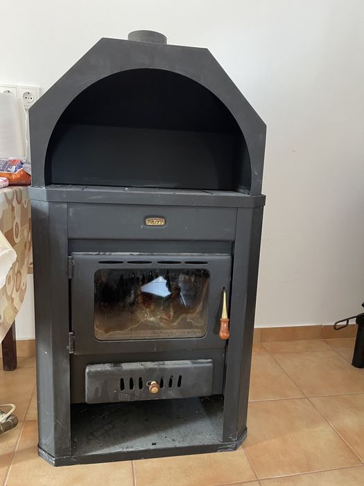 Soba, semineu cetrala incalzire