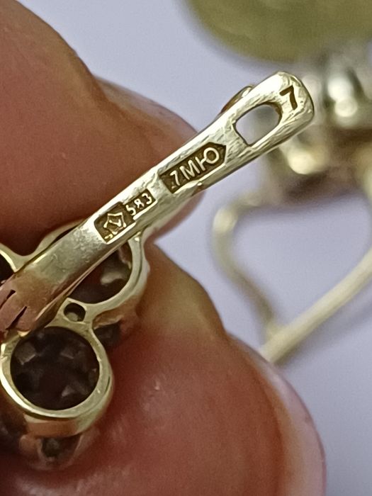 Серьги бриллиантовые