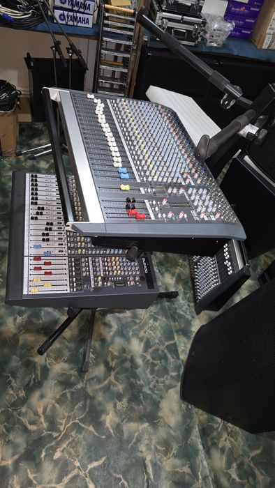 Микшерный пульт Англия