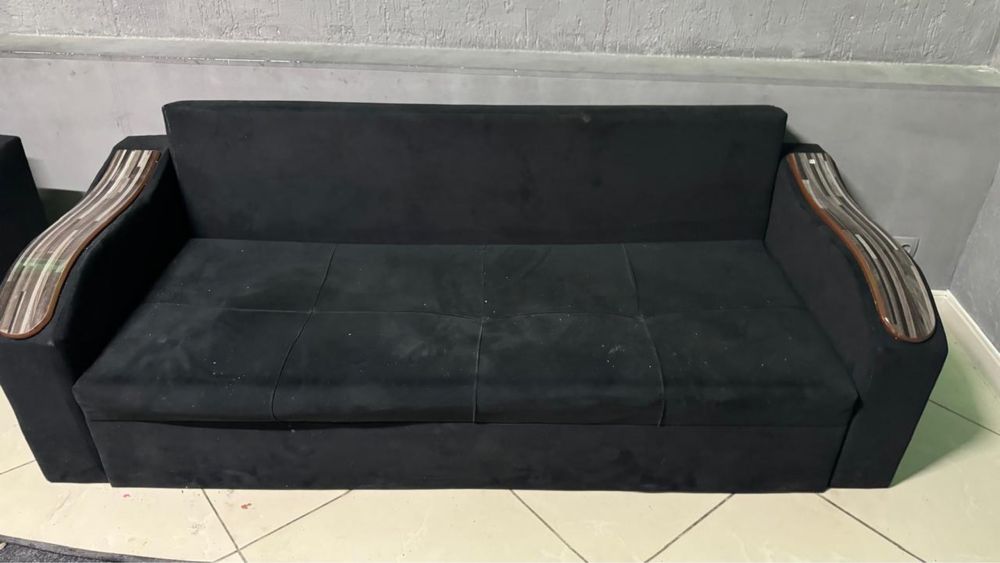 Продается диван. В наличии 2шт