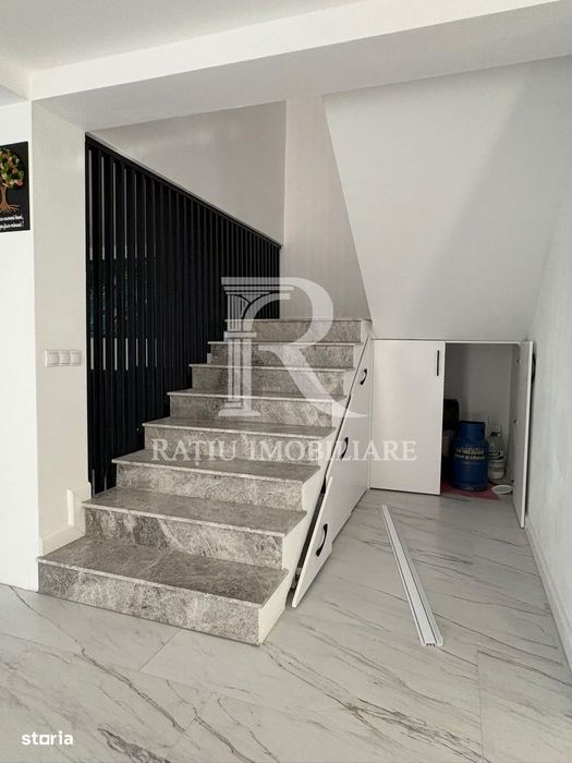 Duplex de inchiriat cu 6 camere | Zona dealuri | Oradea