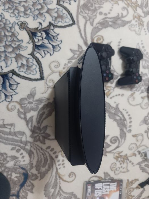 PS3 Super Slim консоль