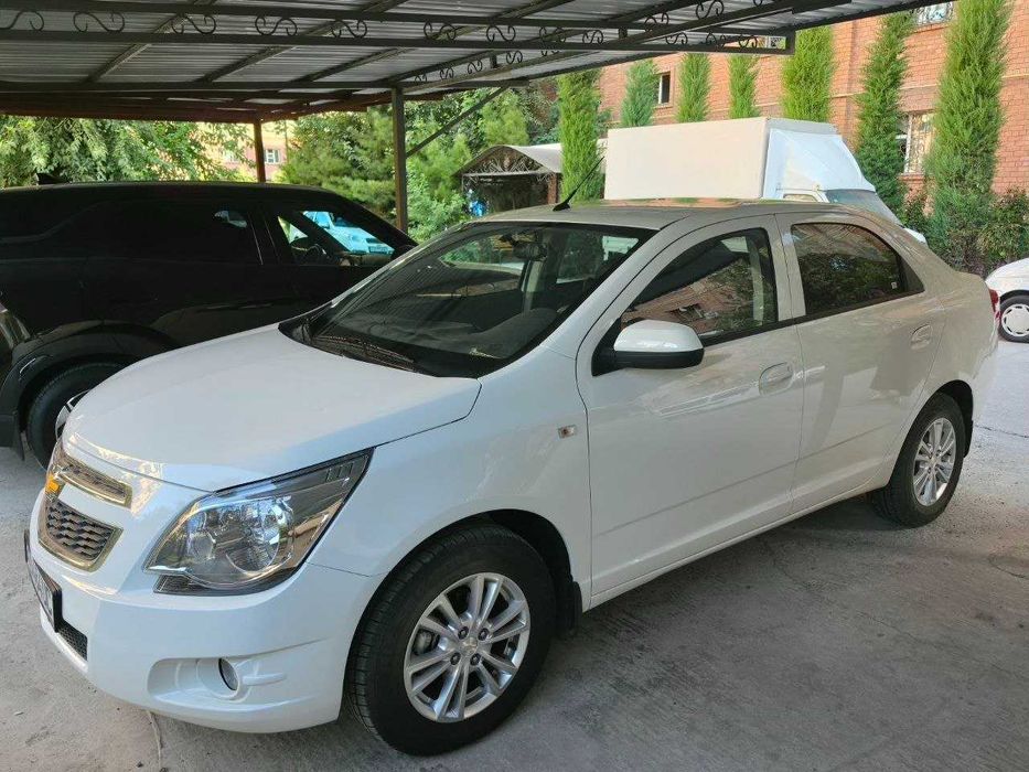 Chevrolet cobalt sotiladi. Moshina o'zimniki.