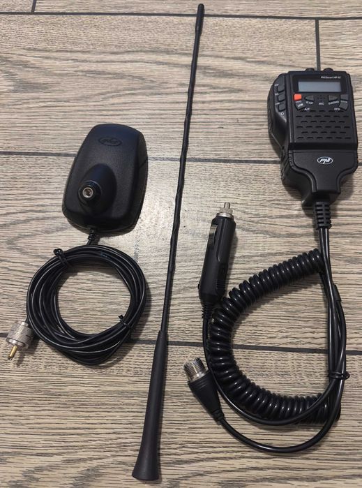 Stație Radio CB PNI Escort HP 62 + Antenă Magnetică – Pachet Complet