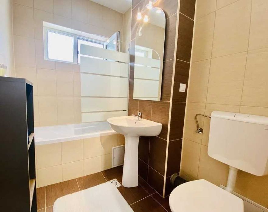 Дава се под наем Двустаен апартамент в Пловдив, Център - 65 кв.м за 280.5 € - Снимка #3