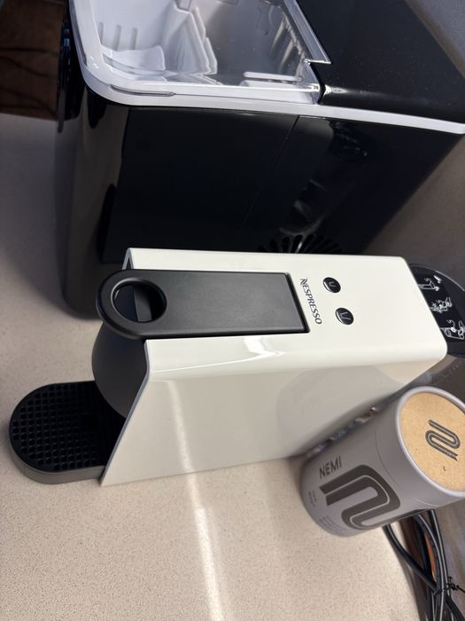 Дава се под наем Двустаен апартамент в Разлог - 65 кв.м за 76.5 € - Снимка #1