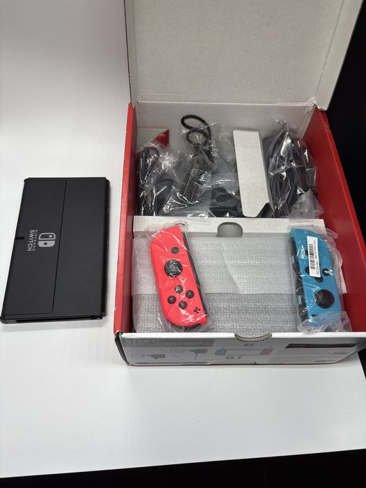 Nintendo SWITCH OLED - Placa Defecta, Ecran Bun