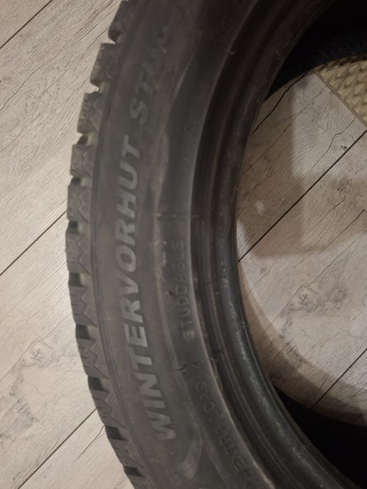 Продам шины размер  215/55 R 17 T98 XL