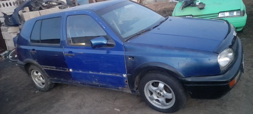 Volkswagen Golf 3 1.6 aea