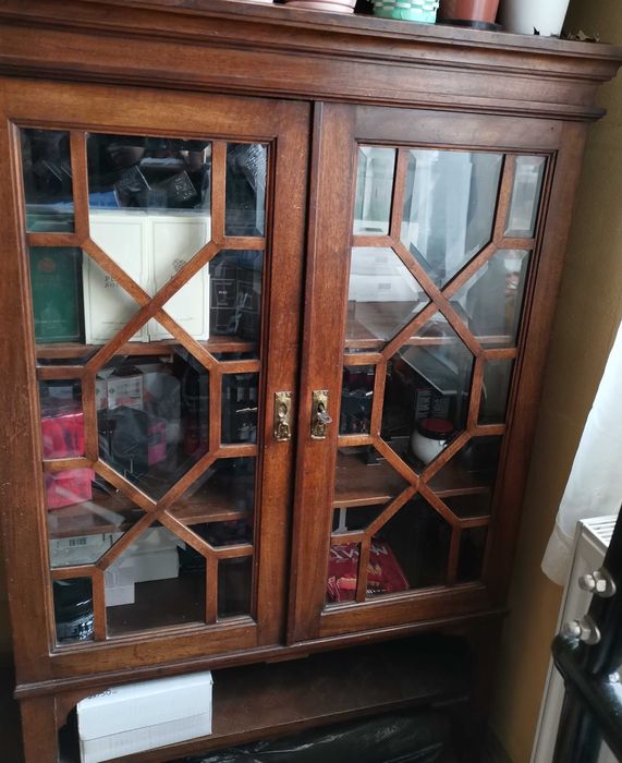 Mobila retro in stare excelenta