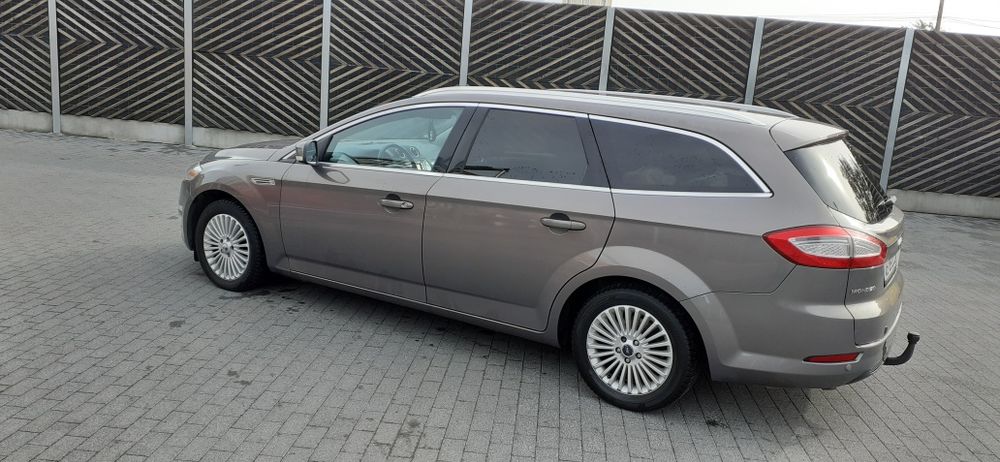 FORD Mondeo 2014 — imagine 2