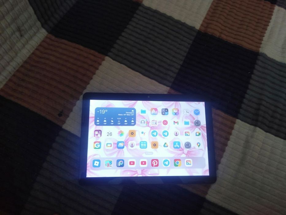 Продам Планшет .