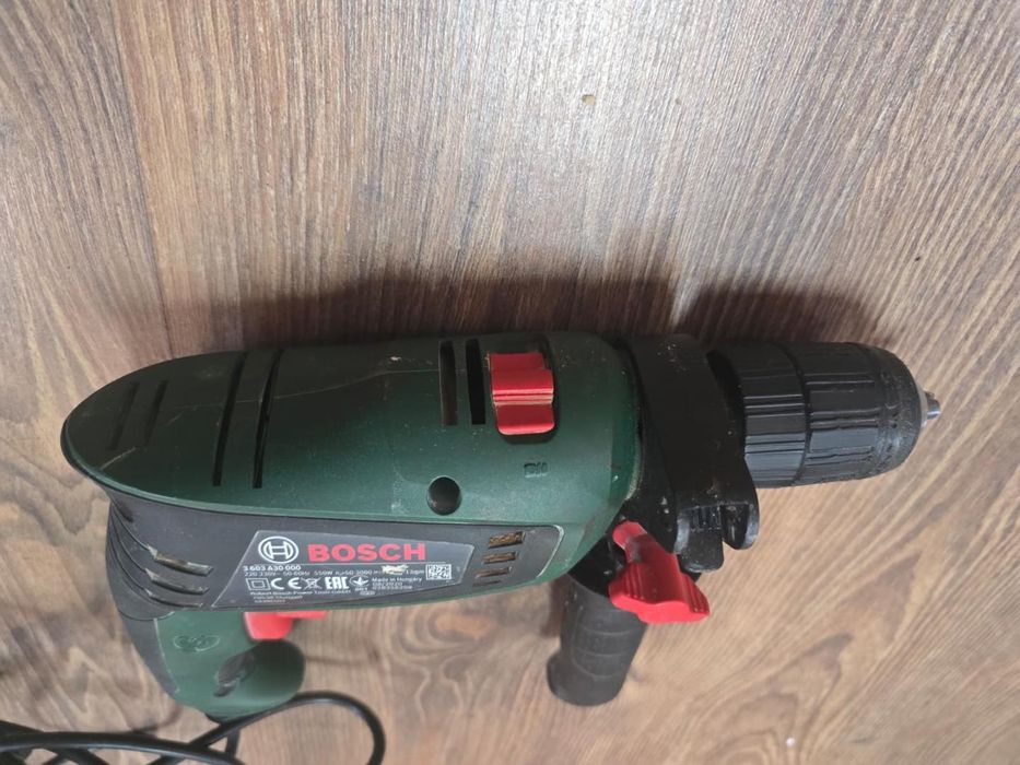 Bormasina cu percutie Bosch -P-