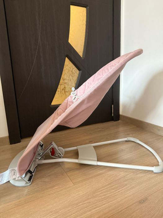 Шезлонг за бебе Babybjorn