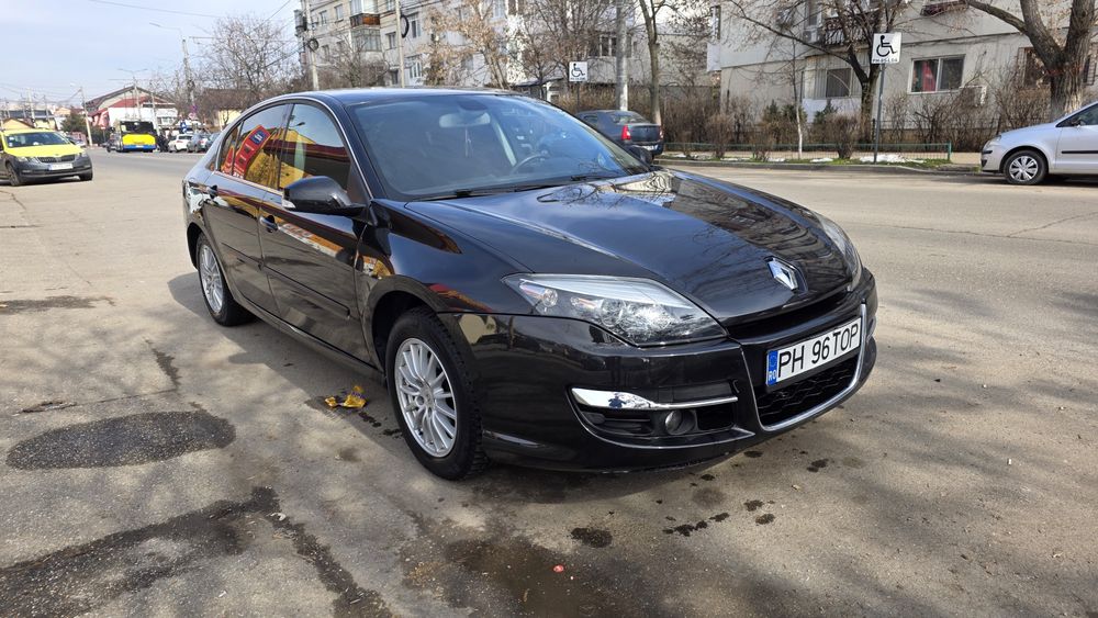 Vând Renault laguna 3