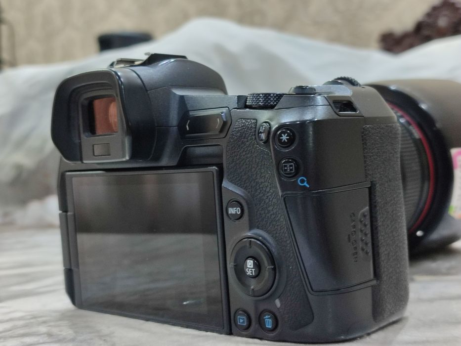 Canon Eos R Full komplekt Foto nabor