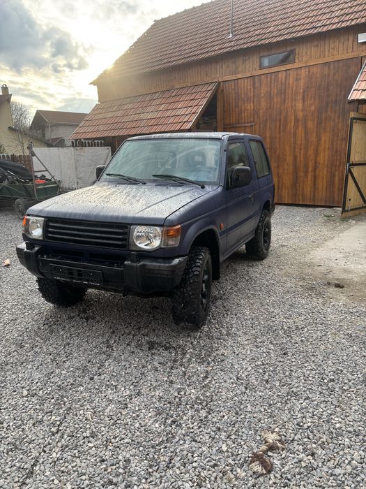 Mitsubishi pajero mk2