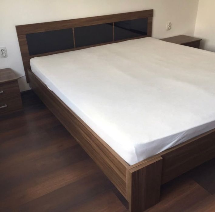 Продава се 2-ст. тухлен апартамент в центъра на гр. Перник