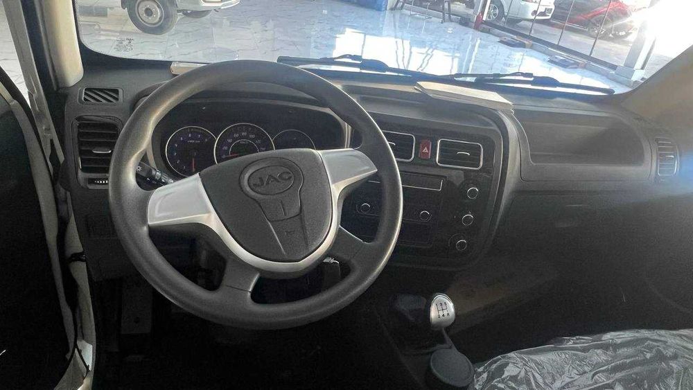 Продаётся новый JAC X 200