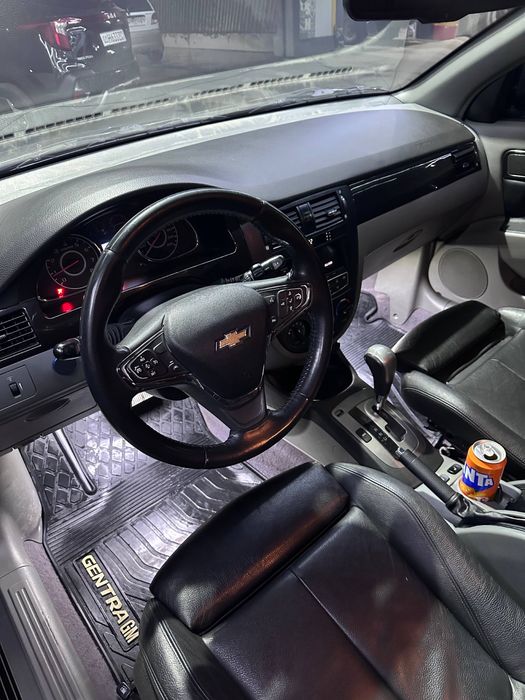 Chevrolet gentra qora
