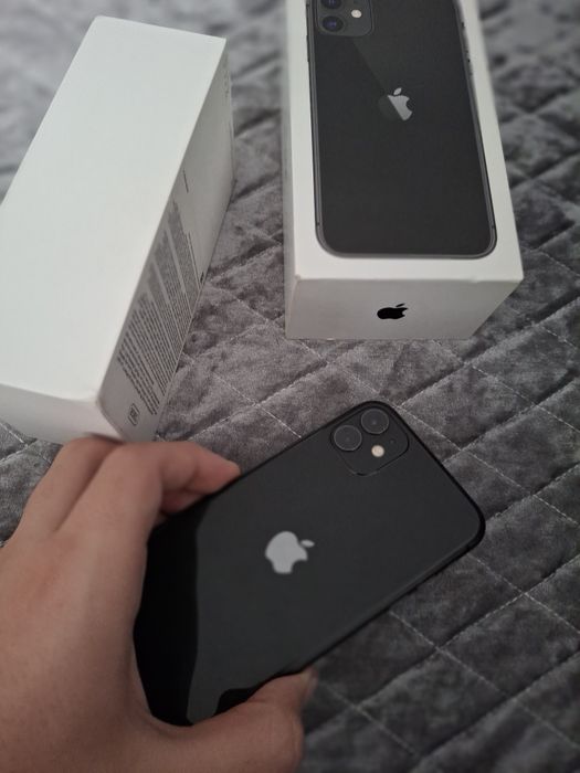 Айфон 11 емкасть 75%