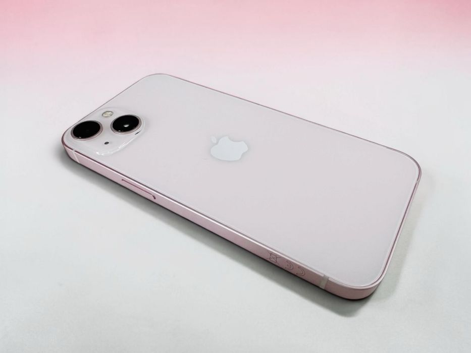 Apple iPhone 13 256GB Pink Отличен! Гаранция!