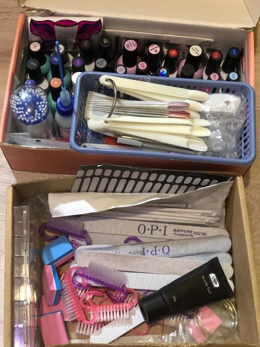 Продам набор для маникюра