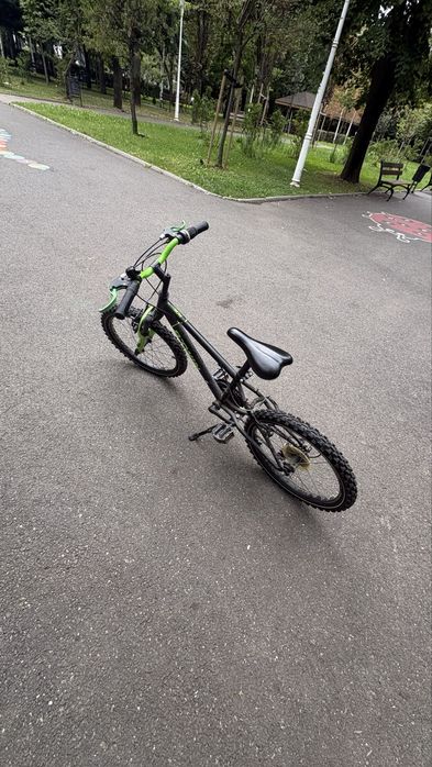 Vand bicicleta b-twin roti 20”