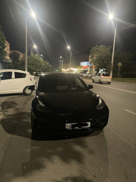 Tesla Model 3 2020 — 3