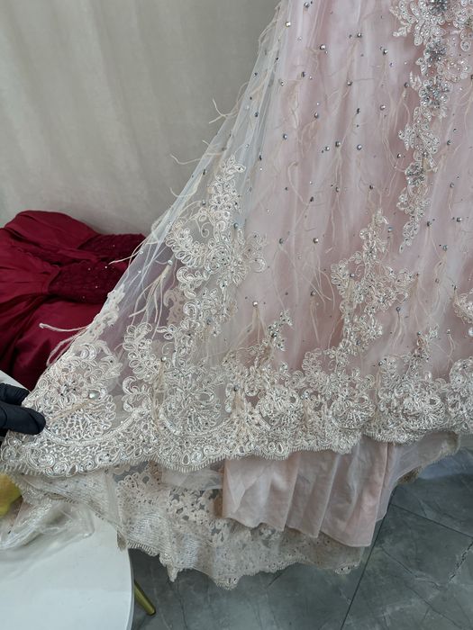 Продам платье для мероприятий