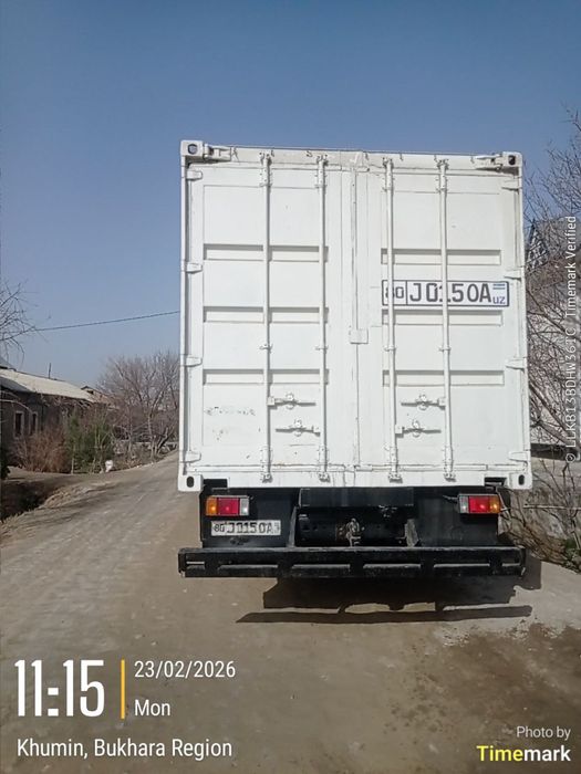 10 t Isuzi Yaponski srochna sotiladi Yili 1999 y 23000$