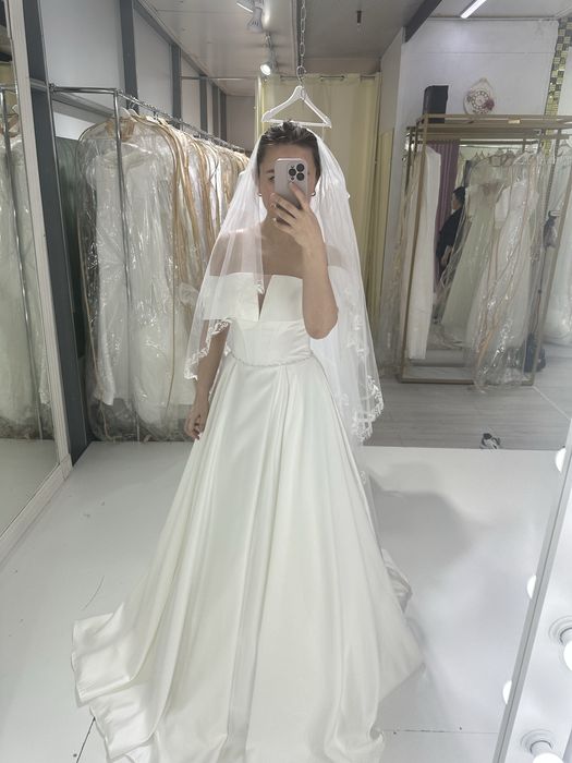 Свадебное платье