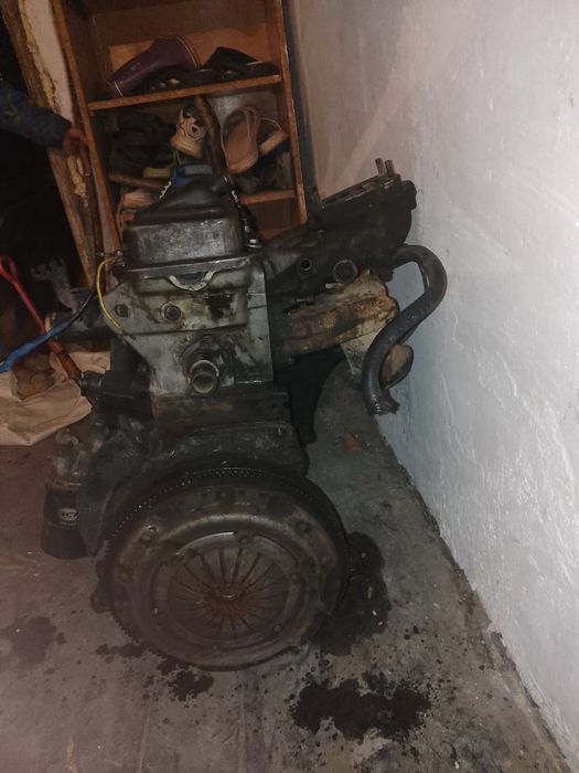 Двигатель Ауди Фольксваген объем 1.8