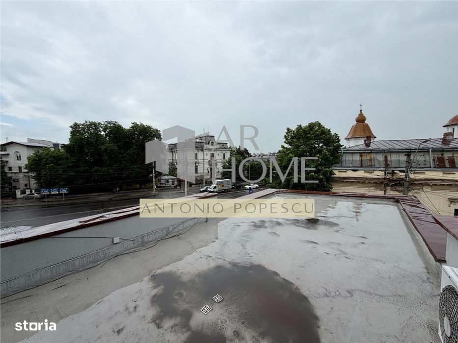 Spatiu comercial  stradal S+P+1+M, ultracentral, Ploiesti.