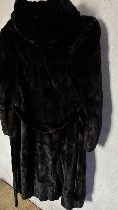 Продам шубу норковую б/у