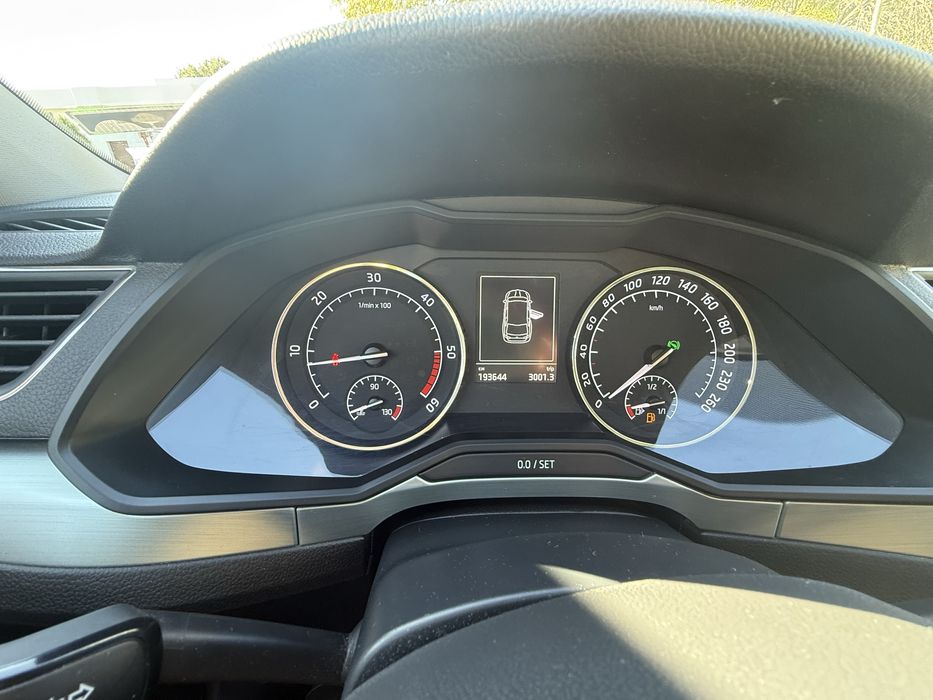 Skoda Superb 1.6 TDI DSG