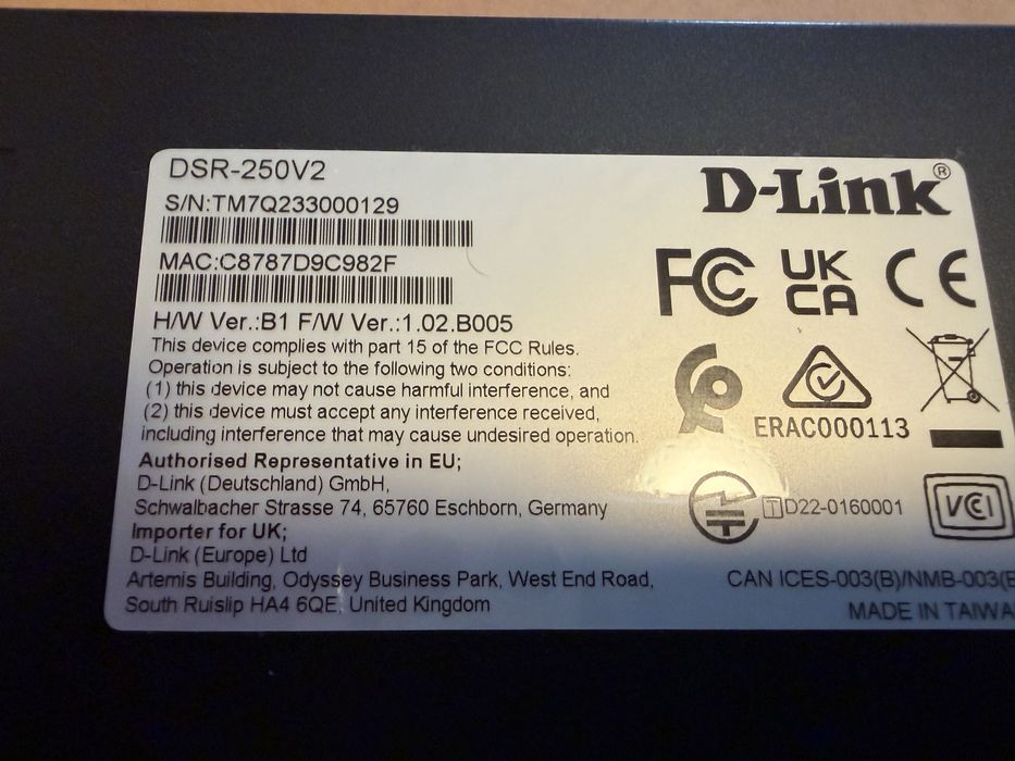 Рутер D-Link DSR-250V2