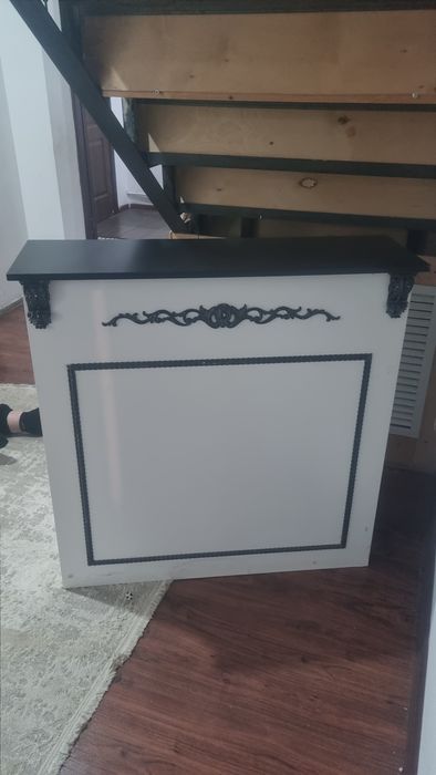 Продам ресепшн стол