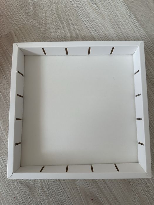 Коробки для клубники, дессертов