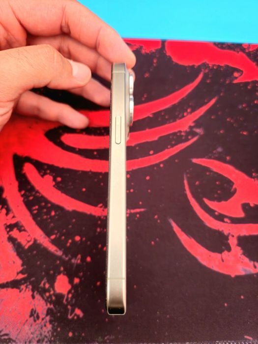 iPhone 15 pro Desert Titanium 256. Нова батерия!