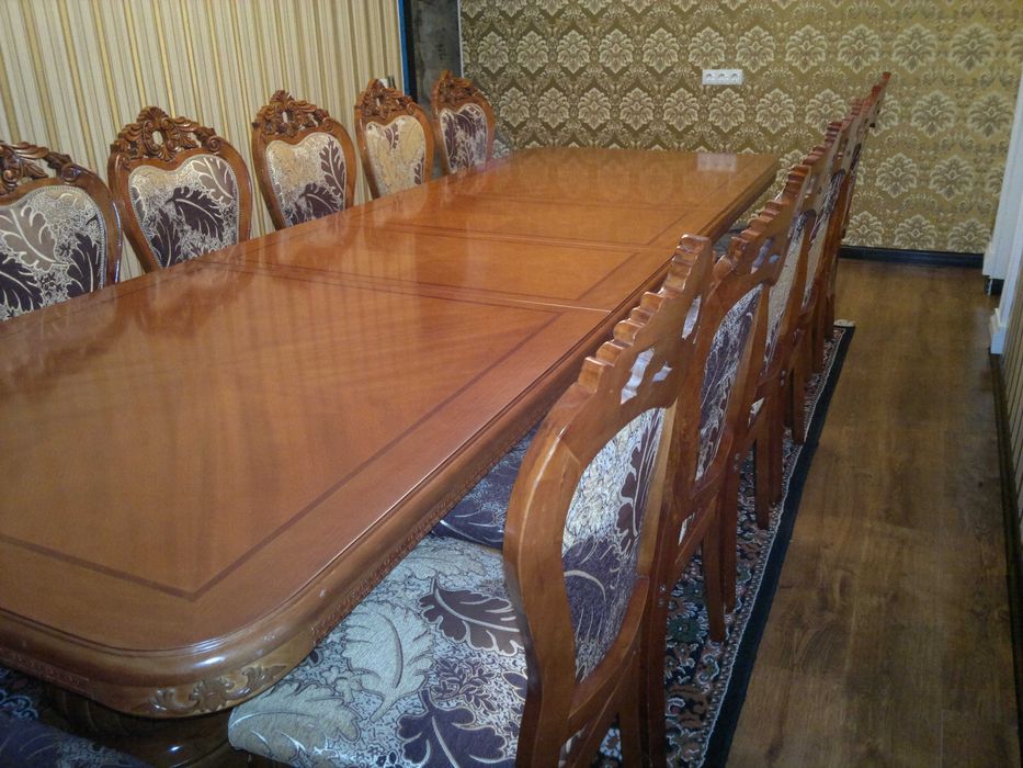 Продам стол б/у в хорошем состоянии