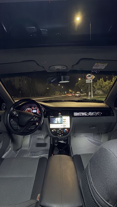 Gentra Elegant plus avtomat sotiladi