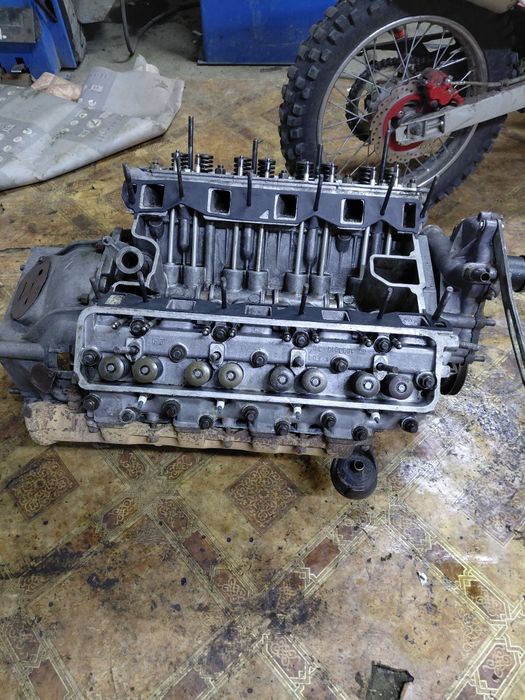 Продам запчасти на газ 53