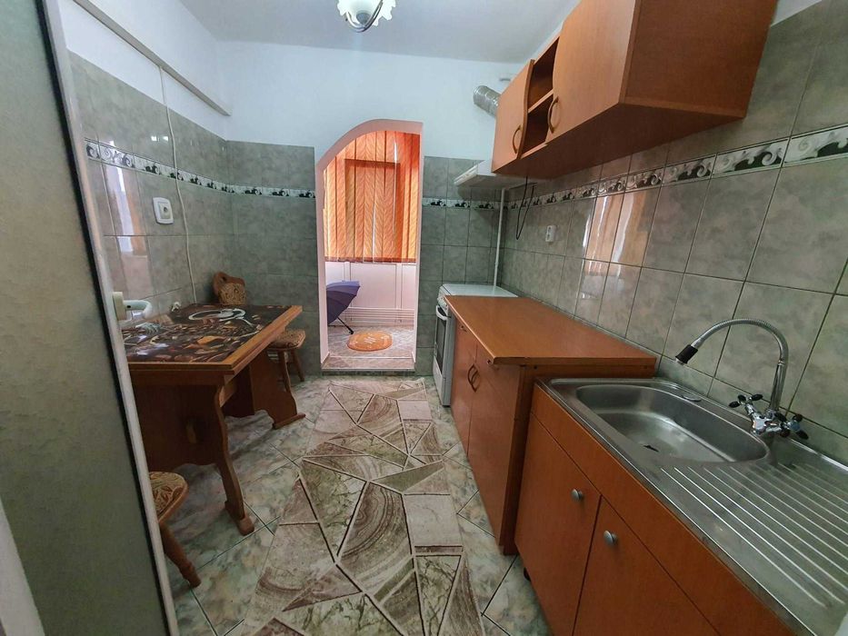 Inchiriez apartament 2 camere-contract ANAF