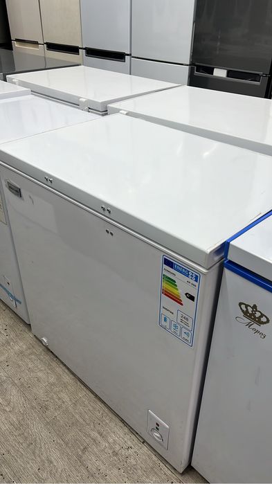 Продам морозильник