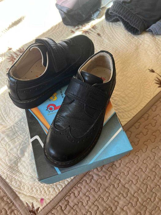 Продается новые постельное белье в комплекте.