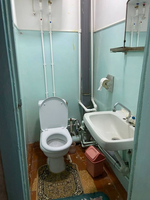 Аренла двух комнатной квартиры с человека 80000тыс сум  масив согдиана