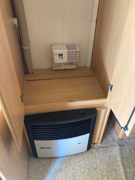Rulota Hobby DE LUXE EASY 2002