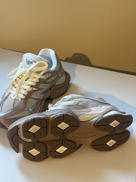 Чисто нови маратонки New Balance 9060