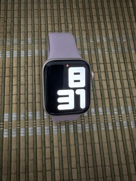 Apple Watch 4 продается